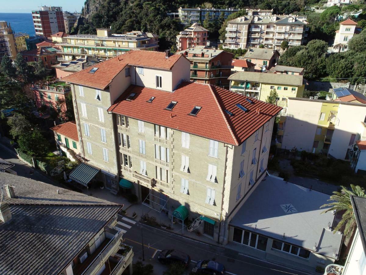 Tinetto Brezza Di Mare Apartment Deiva Marina Exterior photo