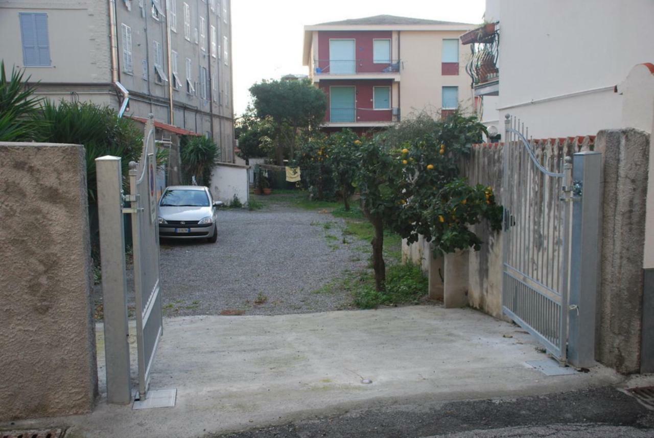 Tinetto Brezza Di Mare Apartment Deiva Marina Exterior photo