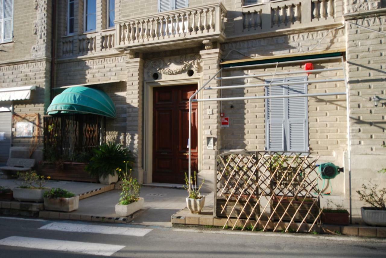 Tinetto Brezza Di Mare Apartment Deiva Marina Exterior photo